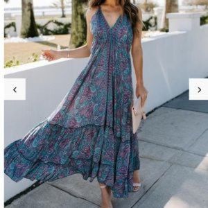 NWOT - Vici Lift You Up Maxi Dress